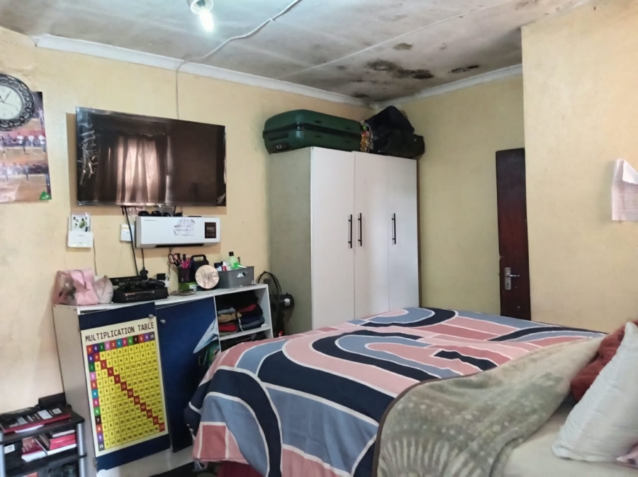 11 Bedroom Property for Sale in New Brighton Eastern Cape